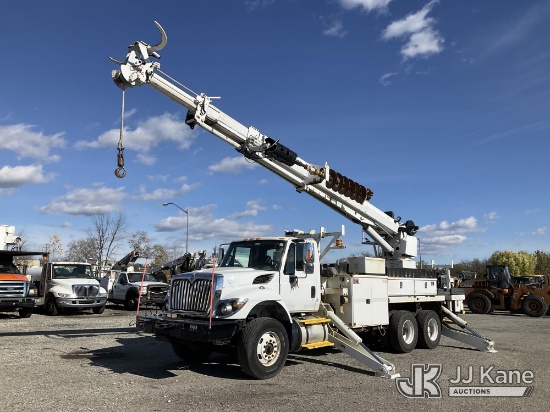 Derrick Rear Rope (Plymouth Meeting, PA) Altec D4055-BTR, Digger Derrick rear mounted on ...