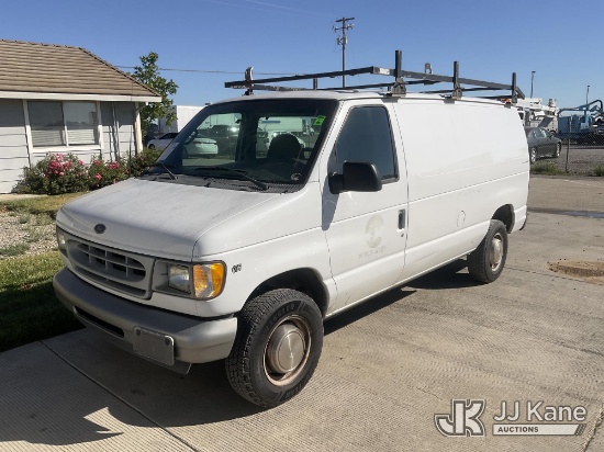 (Dixon, CA) 2002 Ford Econoline E250 Cargo Van Runs & Moves