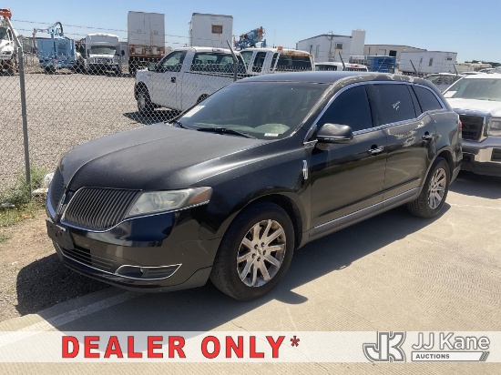 (Dixon, CA) 2013 Lincoln MKT Livery AWD 4-Door Sport Utility Vehicle Runs & Moves, Dash Indicator Li