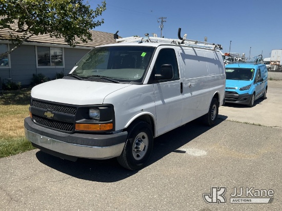 (Dixon, CA) 2014 Chevrolet Express 2500 Cargo Van Runs & Moves
