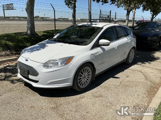 (Dixon, CA) 2014 Ford Focus Electric 4-Door Hatch Back Runs & Moves)(Exterior Defect-Refer To Photo