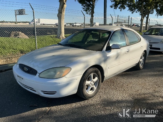 (Dixon, CA) 2004 Ford Taurus SE 4-Door Sedan Runs & Moves)(Exterior Defects