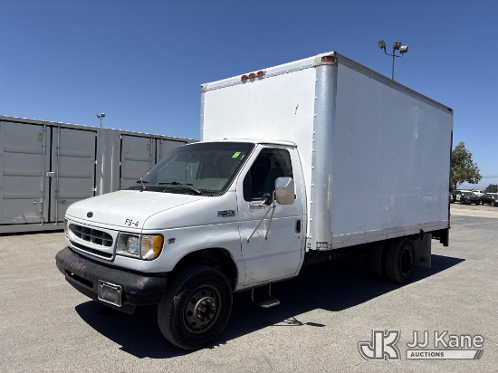 (Dixon, CA) 2002 Ford Econoline E-350 Van Body Truck Runs & Moves) (Tailgate Does Not Operate