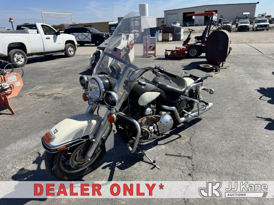 (Dixon, CA) 2006 Harley-Davidson FLHPI Motorcycle Runs, Will Not Stay Running Without Jump Pack)( Ex