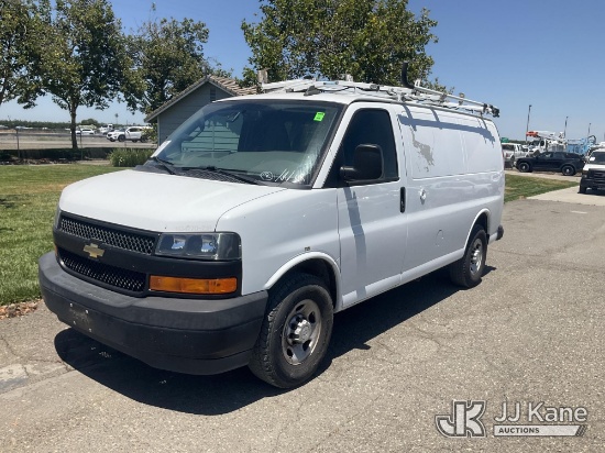 (Dixon, CA) 2018 Chevrolet Express 2500 Cargo Van Runs & Moves