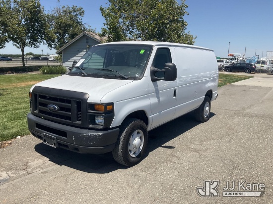 (Dixon, CA) 2009 Ford Econoline E-350 Super Duty Cargo Van Runs & Moves