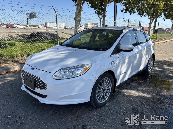 (Dixon, CA) 2014 Ford Focus 4-Door Hatch Back Runs & Moves