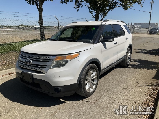 (Dixon, CA) 2013 Ford Explorer XLT 4-Door Sport Utility Vehicle Runs & Moves)( This Vehicle Is Subje