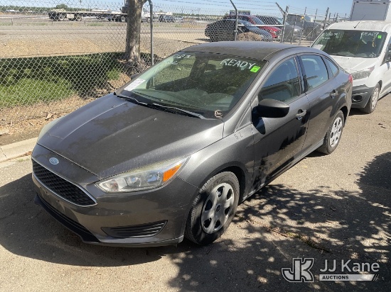 (Dixon, CA) 2017 Ford Focus S Sedan 4-Door Sedan Runs & Moves