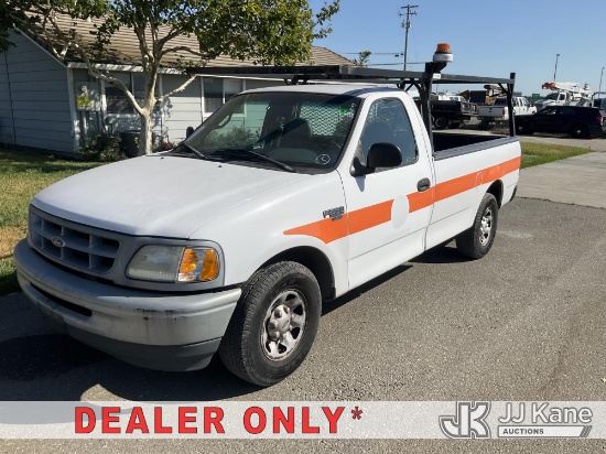 (Dixon, CA) 1998 Ford F-250 Pickup Truck Runs & Moves)( Exterior Defect-Passenger Side Rear Tire Sid