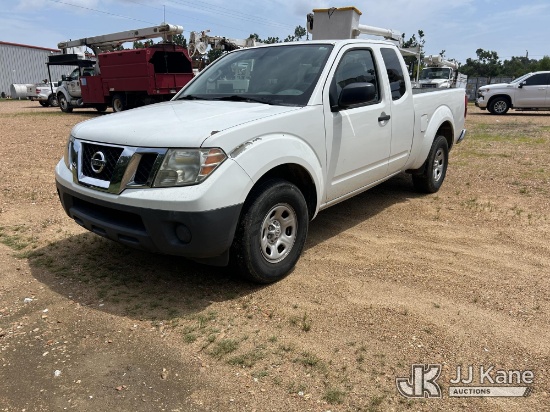 (Oakland, MS) 2016 Nissan Frontier Extended-Cab Pickup Truck Runs & Moves