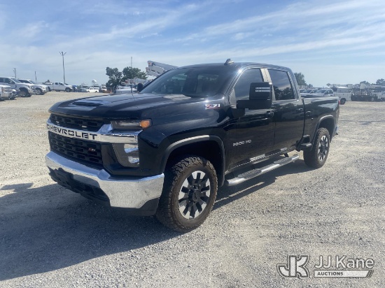 (Villa Rica, GA) 2020 Chevrolet Silverado 2500HD 4x4 Crew-Cab Pickup Truck Runs & Moves) (Engine Per