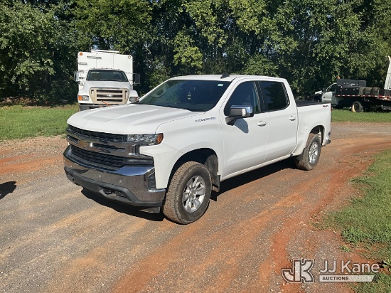 (Kodak, TN) 2019 Chevrolet Silverado 1500 4x4 Crew-Cab Pickup Truck Runs & Moves) (Dash Warning Indi