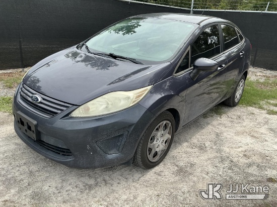 (Tampa, FL) 2013 Ford Fiesta 4-Door Sedan, State of Florida Unit Runs & Moves)(FL Residents Purchasi
