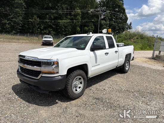 (Chester, VA) 2019 Chevrolet Silverado 1500 4x4 Extended-Cab Pickup Truck Runs & Moves) (Exterior De