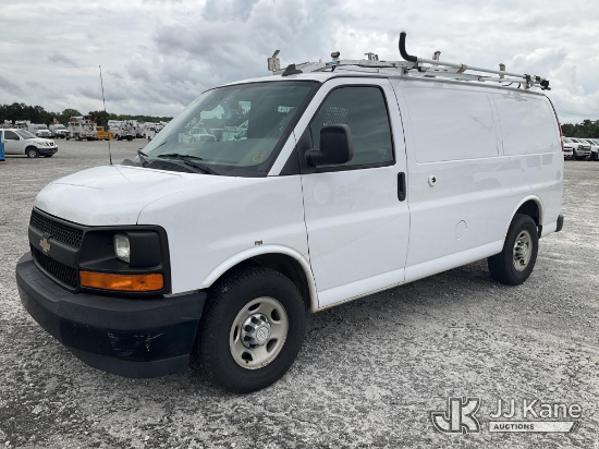 (Villa Rica, GA) 2017 Chevrolet Express G2500 Cargo Van Runs & Moves) (ABS Light On, Traction Contro
