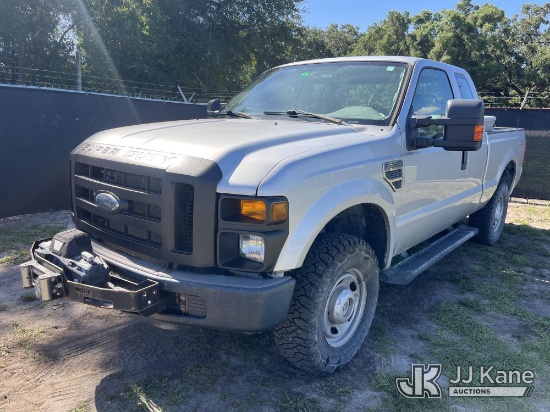 (Tampa, FL) 2009 Ford F250 4x4 Extended-Cab Pickup Truck, State of Florida Unit Runs & Moves, Winch
