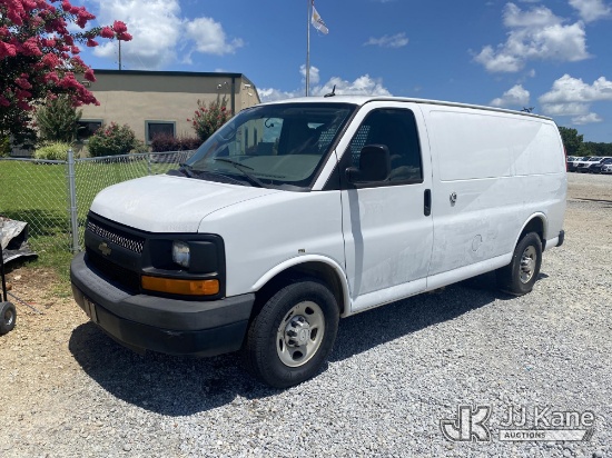 (Villa Rica, GA) 2015 Chevrolet Express 2500 Cargo Van Not Running, Condition Unknown) (Exterior Def
