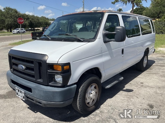 (Ocala, FL) 2008 Ford E250 Cargo Van Runs & Moves) (Exterior Defects-See Photos