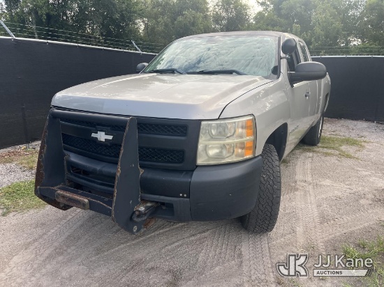 (Tampa, FL) 2009 Chevrolet Silverado 1500 4x4 Extended-Cab Pickup Truck, State of Florida Unit Runs