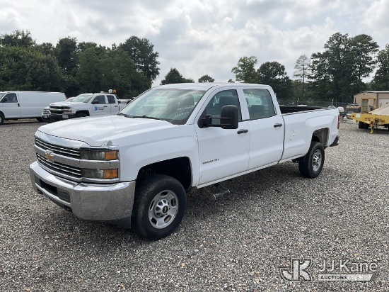 (Chester, VA) 2015 Chevrolet Silverado 2500HD Crew-Cab Pickup Truck Runs & Moves) (Exterior Defects-