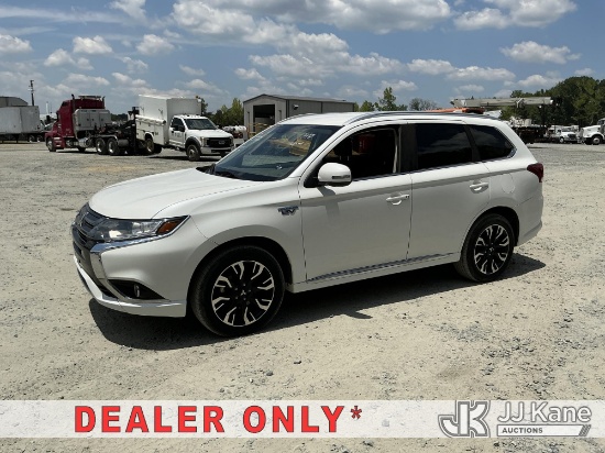 (China Grove, NC) 2018 Mitsubishi Outlander PHEV 4-Door Sport Utility Vehicle Duke Unit) (Runs & Mov