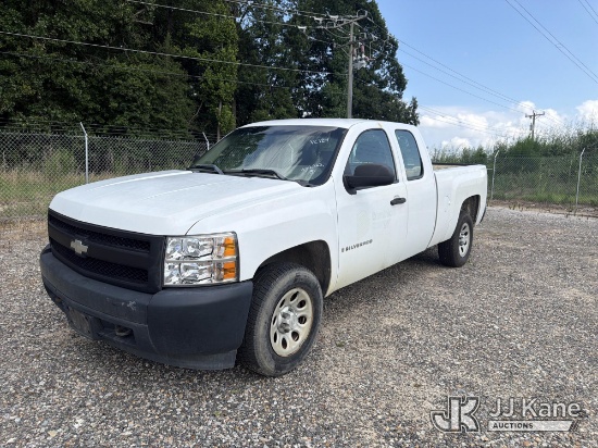 (Chester, VA) 2007 Chevrolet Silverado 1500 Extended-Cab Pickup Truck Runs & Moves) (Interior Defect