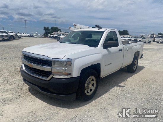 (Villa Rica, GA) 2016 Chevrolet Silverado 1500 Pickup Truck Runs & Moves