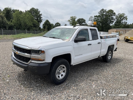 (Chester, VA) 2018 Chevrolet Silverado 1500 4x4 Extended-Cab Pickup Truck Runs & Moves) (Exterior De
