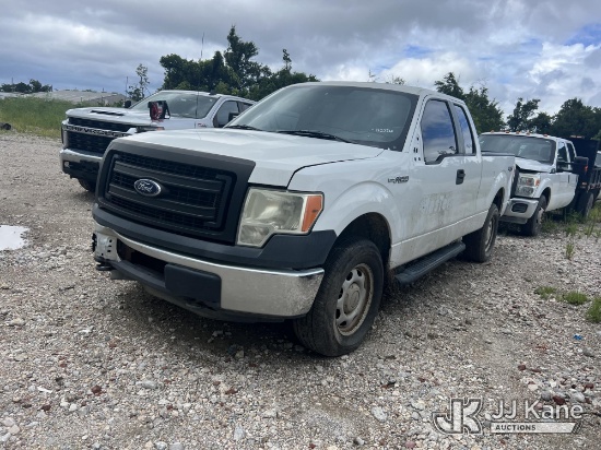 (Pensacola, FL) 2014 Ford F150 4x4 Extended-Cab Pickup Truck Not Running, Condition Unknown) (Engine