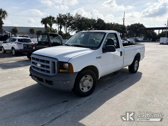 (Riviera Beach, FL) 2006 Ford F250 Pickup Truck Runs & Moves) (Dash Warning Indicator On