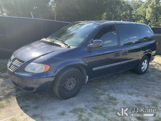 (Tampa, FL) 2006 Dodge Grand Caravan SE Mini Passenger Van, State of Florida Unit Runs & Moves) (Das