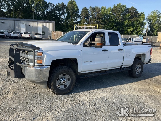 (China Grove, NC) 2017 Chevrolet Silverado 2500HD 4x4 Extended-Cab Pickup Truck Runs & Moves) (Engin