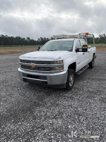(Hammond, LA) 2015 Chevrolet Silverado 2500HD Crew-Cab Pickup Truck Runs & Moves) (Dash Warning Indi