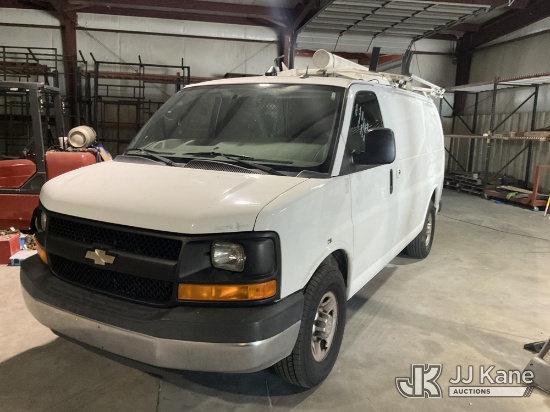 (Florence, SC) 2014 Chevrolet Express G2500 Cargo Van Runs & Moves) (Dash Warning Indicators On) (Se