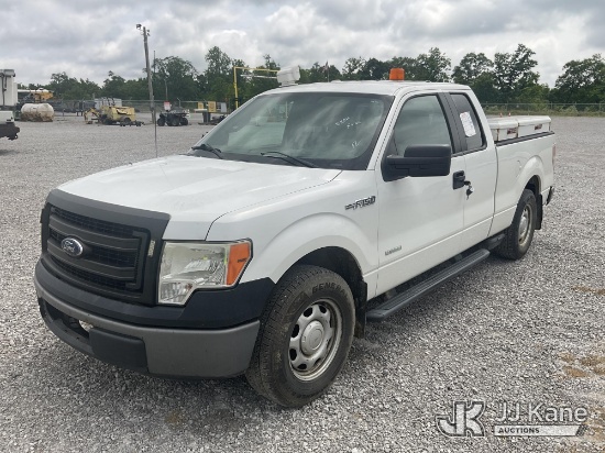 (Verona, KY) 2013 Ford F150 Extended-Cab Pickup Truck Runs & Moves) (Dash Warning Indicator On