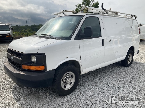 (Villa Rica, GA) 2015 Chevrolet Express G2500 Cargo Van Runs & Moves