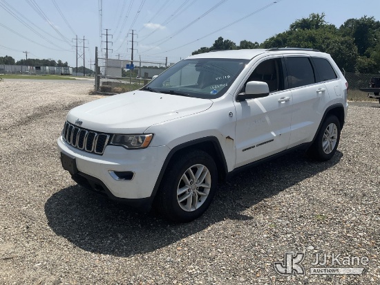 (Chester, VA) 2018 Jeep Grand Cherokee 4x4 4-Door Sport Utility Vehicle Runs & Moves) (Exterior Defe