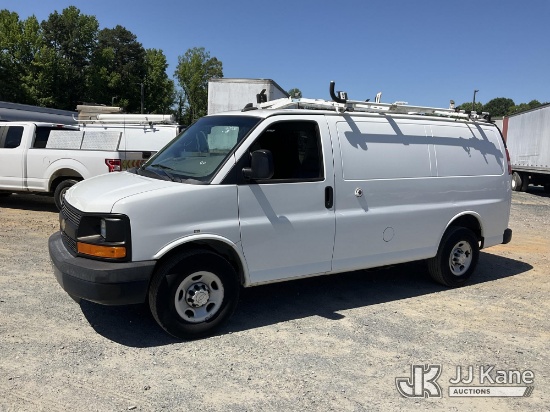 (China Grove, NC) 2016 Chevrolet Express G2500 Cargo Van Runs & Moves) (Rust Damage