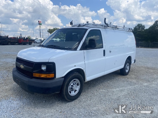 (Villa Rica, GA) 2016 Chevrolet Express G2500 Cargo Van Runs & Moves) (Missing Catalytic Converter,