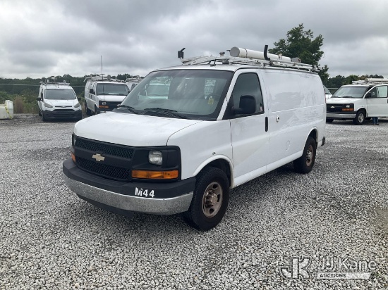 (Villa Rica, GA) 2014 Chevrolet Express G2500 Cargo Van Runs & Moves