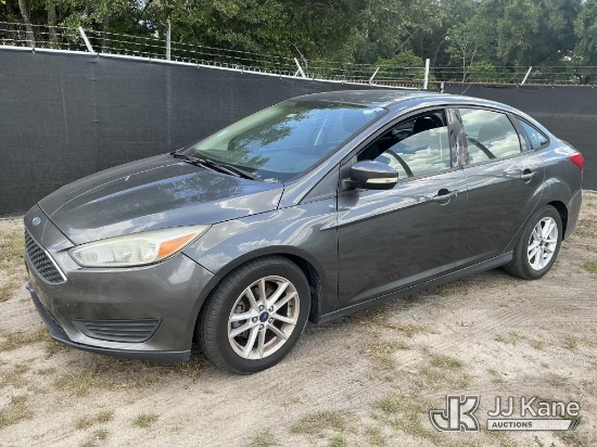 (Tampa, FL) 2017 Ford Focus SE 4-Door Sedan, State of Florida Unit Runs & Moves) (FL Residents Purch