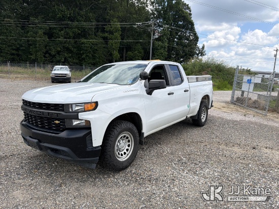 (Chester, VA) 2019 Chevrolet Silverado 1500 4x4 Extended-Cab Pickup Truck Runs & Moves) (Dash Warnin