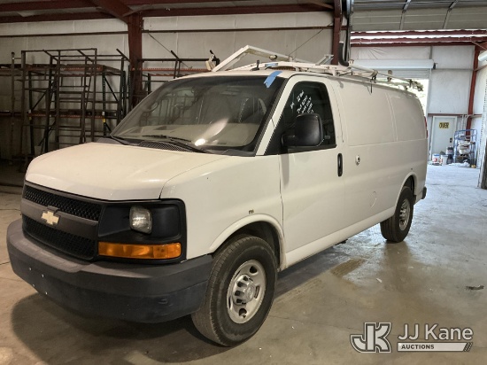 (Florence, SC) 2015 Chevrolet Express G2500 Cargo Van Runs & Moves) (Dash Warning Indicator On