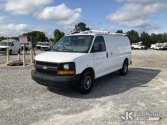 (Villa Rica, GA) 2015 Chevrolet Express G2500 Cargo Van Runs & Moves