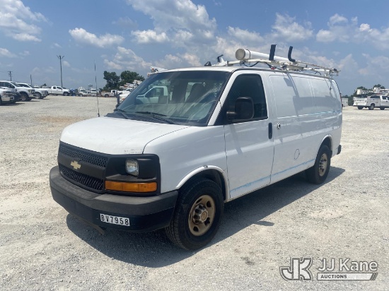 (Villa Rica, GA) 2013 Chevrolet Express G2500 Cargo Van Runs & Moves
