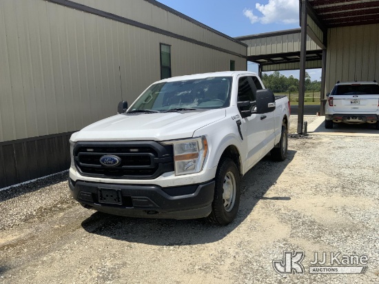 (Blackshear, GA) 2021 Ford F-150 Extended-Cab Pickup Truck Runs & Moves) (Dash Warning Indicators On
