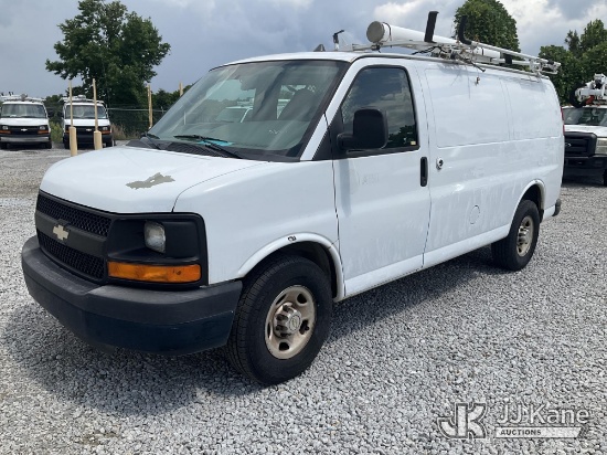 (Villa Rica, GA) 2013 Chevrolet Express G2500 Cargo Van Runs & Moves