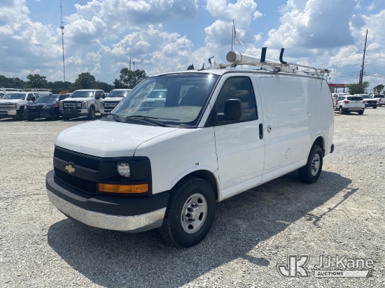 (Villa Rica, GA) 2014 Chevrolet Express G2500 Cargo Van Runs & Moves) (Dash Warning Indicators On