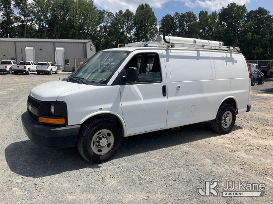 (China Grove, NC) 2013 Chevrolet Express G2500 Cargo Van Runs & Moves) (Engine Won't Run Without Bat